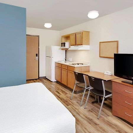 Woodspring Suites Des Moines Pleasant Hill Exterior photo