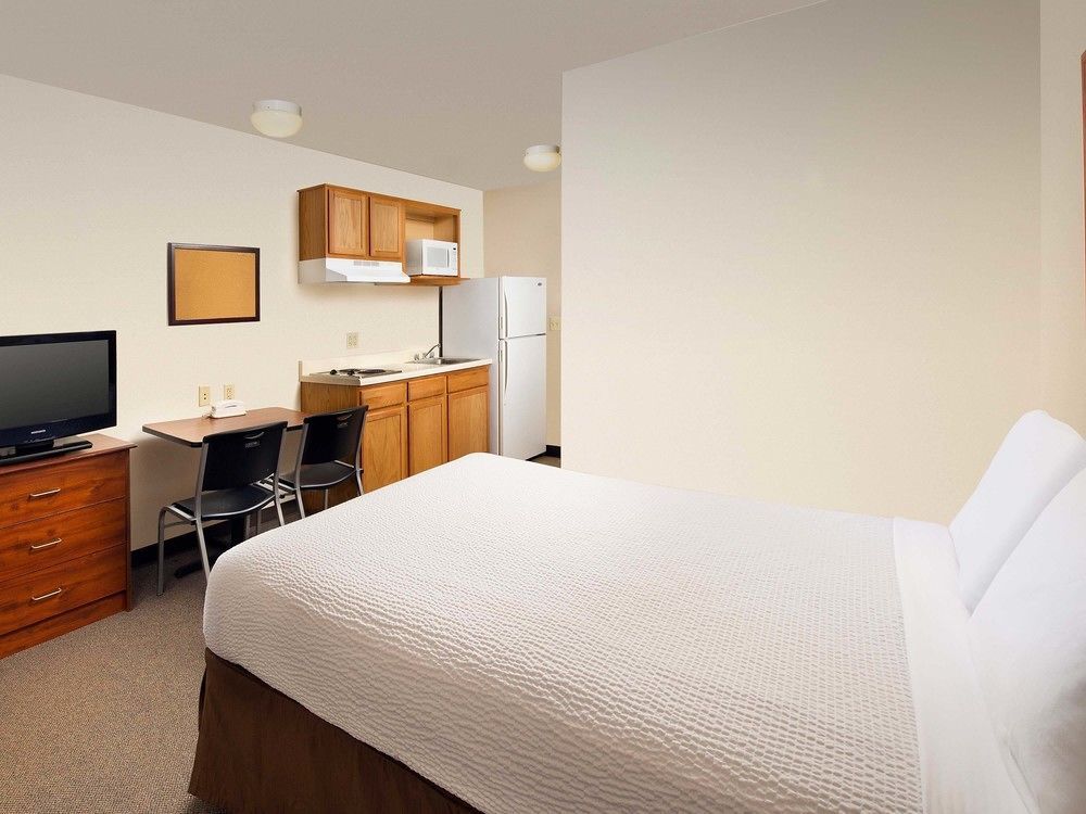 Woodspring Suites Des Moines Pleasant Hill Exterior photo